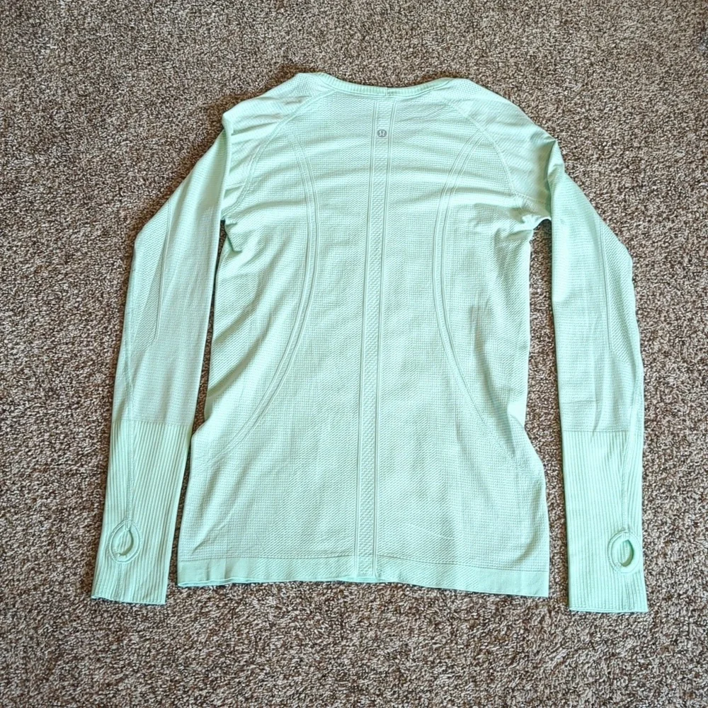 Lululemon Swiftly Tech Long Sleeve 2.0 - Picture 4 of 5